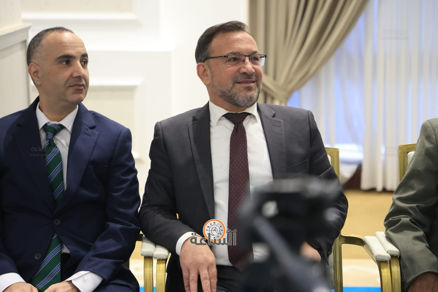 Madar Al-Saa Images 0.5103211719008822