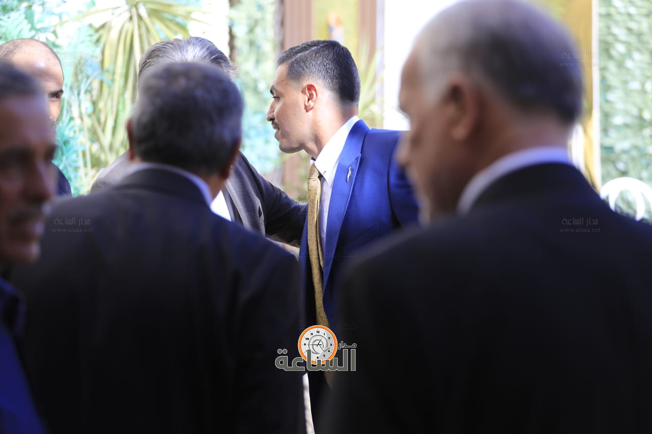 Madar Al-Saa Images 0.9502045423049804