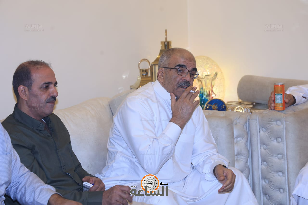 Madar Al-Saa Images 0.6127617288239188