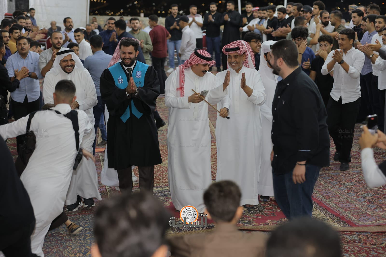 Madar Al-Saa Images 0.8504097870443733