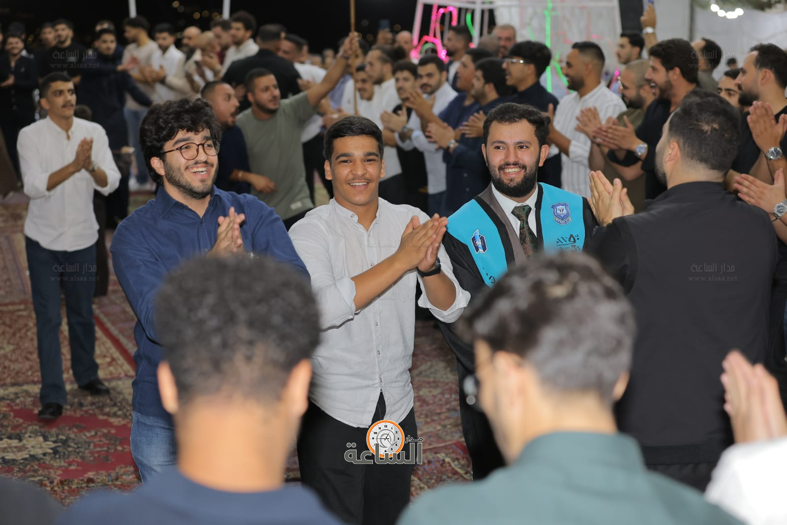 Madar Al-Saa Images 0.4215606234467052