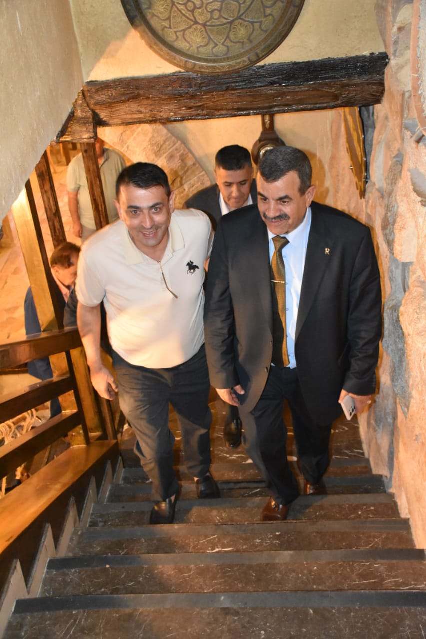 Madar Al-Saa Images 0.8530620469051159