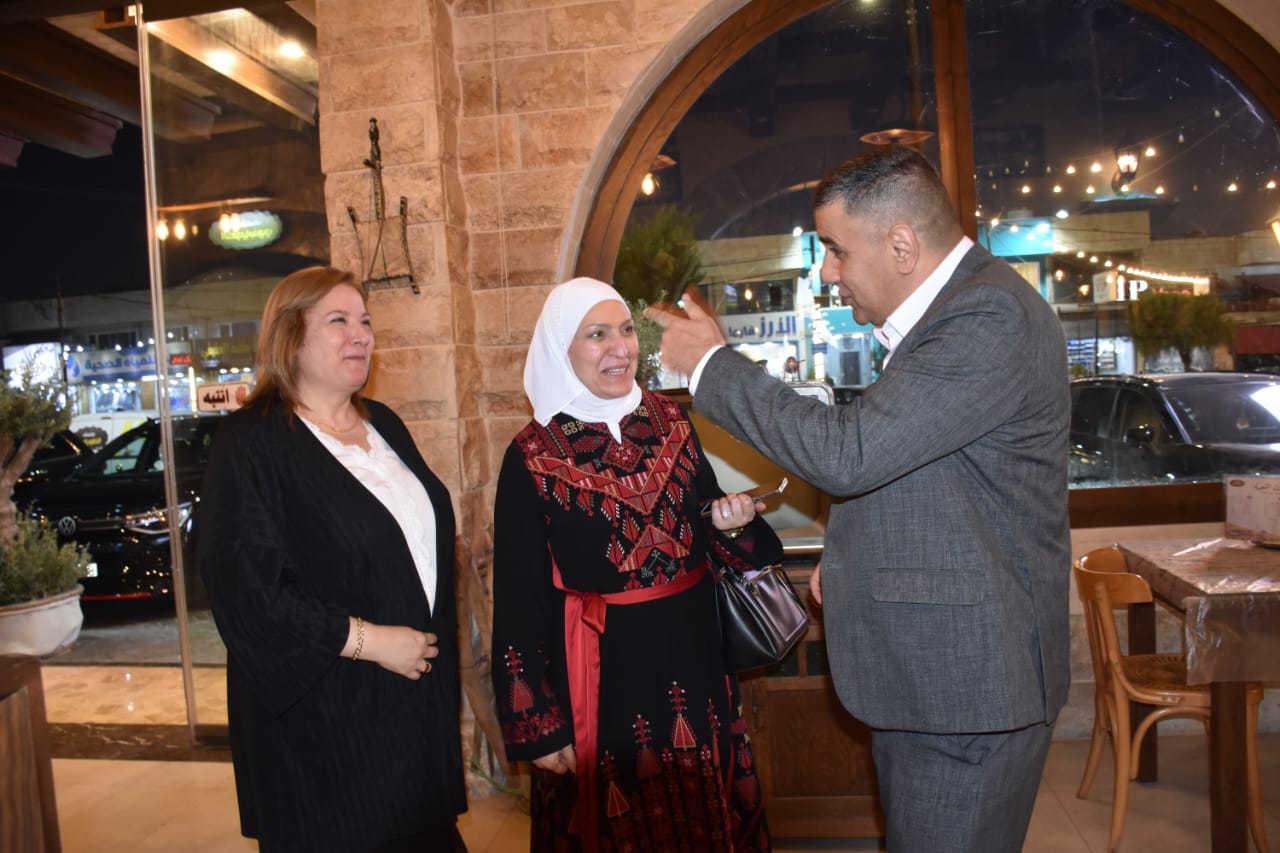 Madar Al-Saa Images 0.4874292401536452