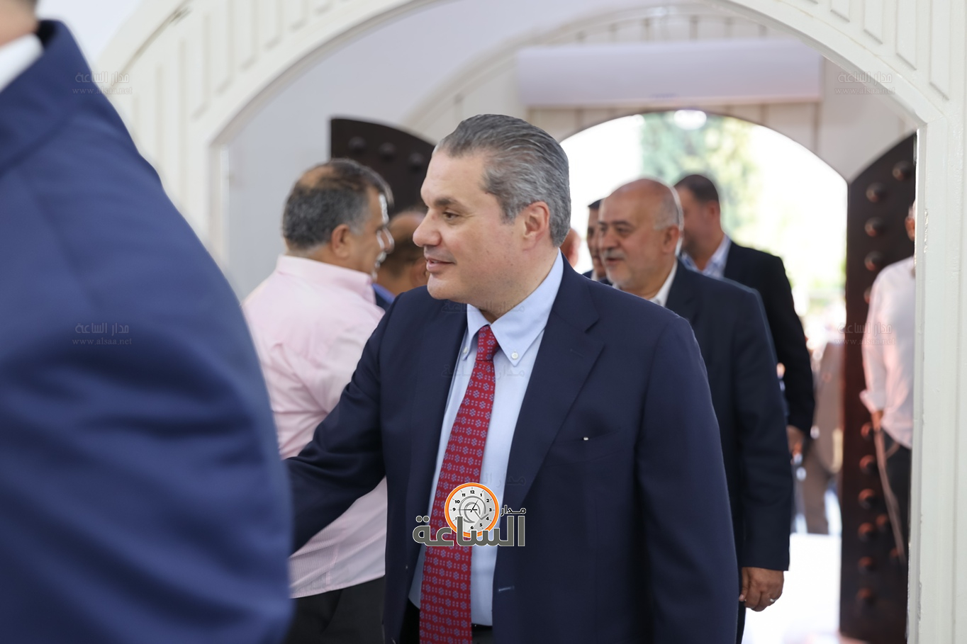 Madar Al-Saa Images 0.0342998400290192