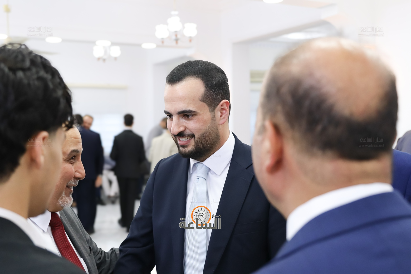 Madar Al-Saa Images 0.8187523250198377