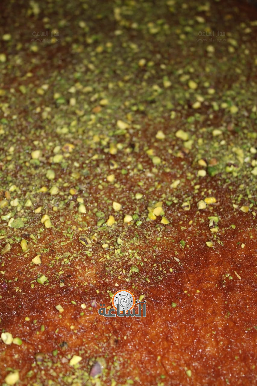 Madar Al-Saa Images 0.8261083000397085