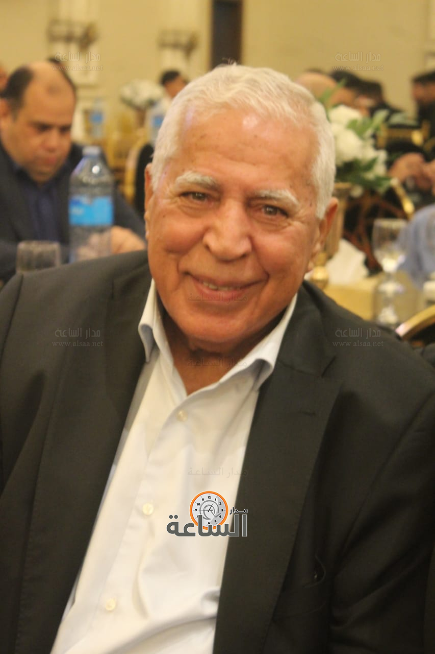 Madar Al-Saa Images 0.4548422435925559