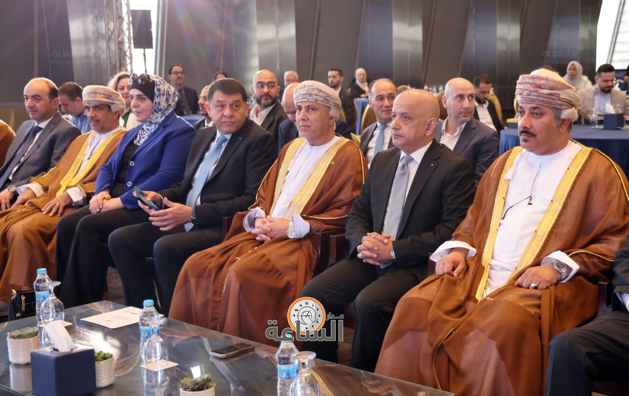 Madar Al-Saa Images 0.11636715624654925