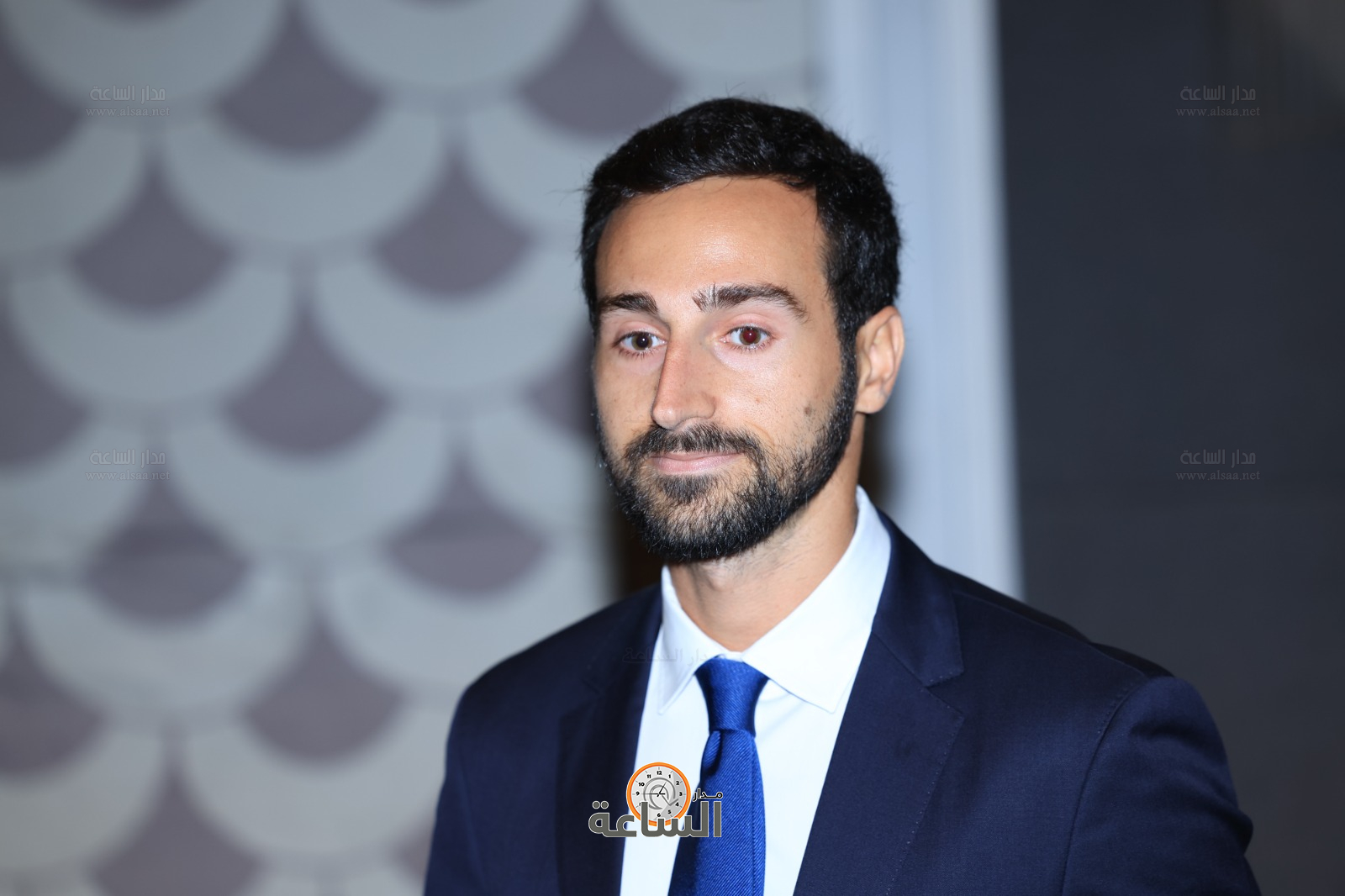 Madar Al-Saa Images 0.5695198707838118