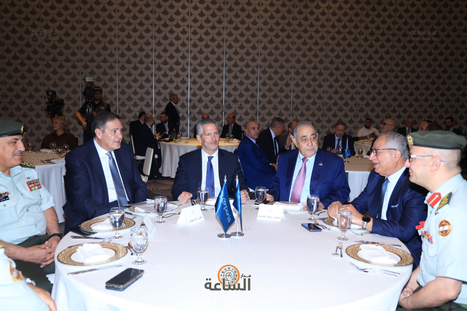 Madar Al-Saa Images 0.8989311616584682