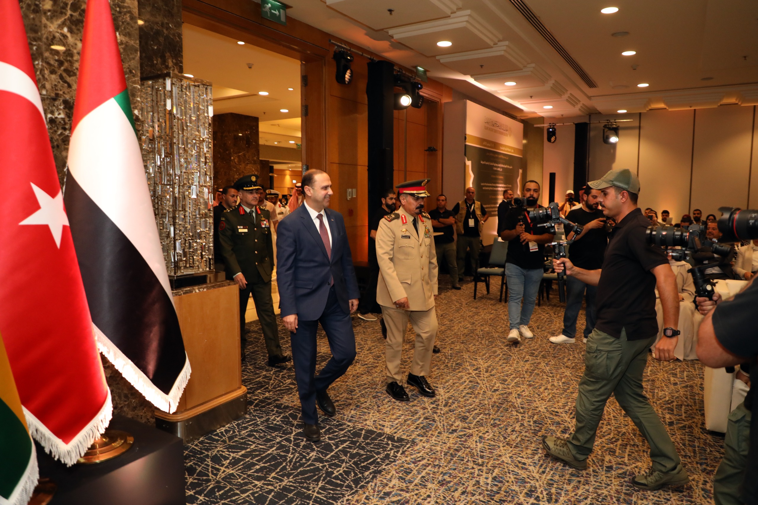 Madar Al-Saa Images 0.9814768743813626