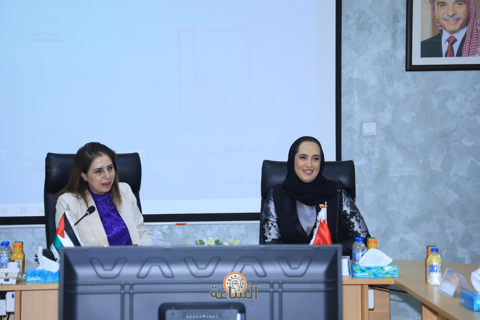 Madar Al-Saa Images 0.37575949190152136