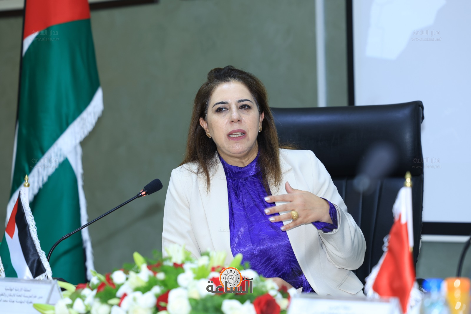 Madar Al-Saa Images 0.19381162532921858