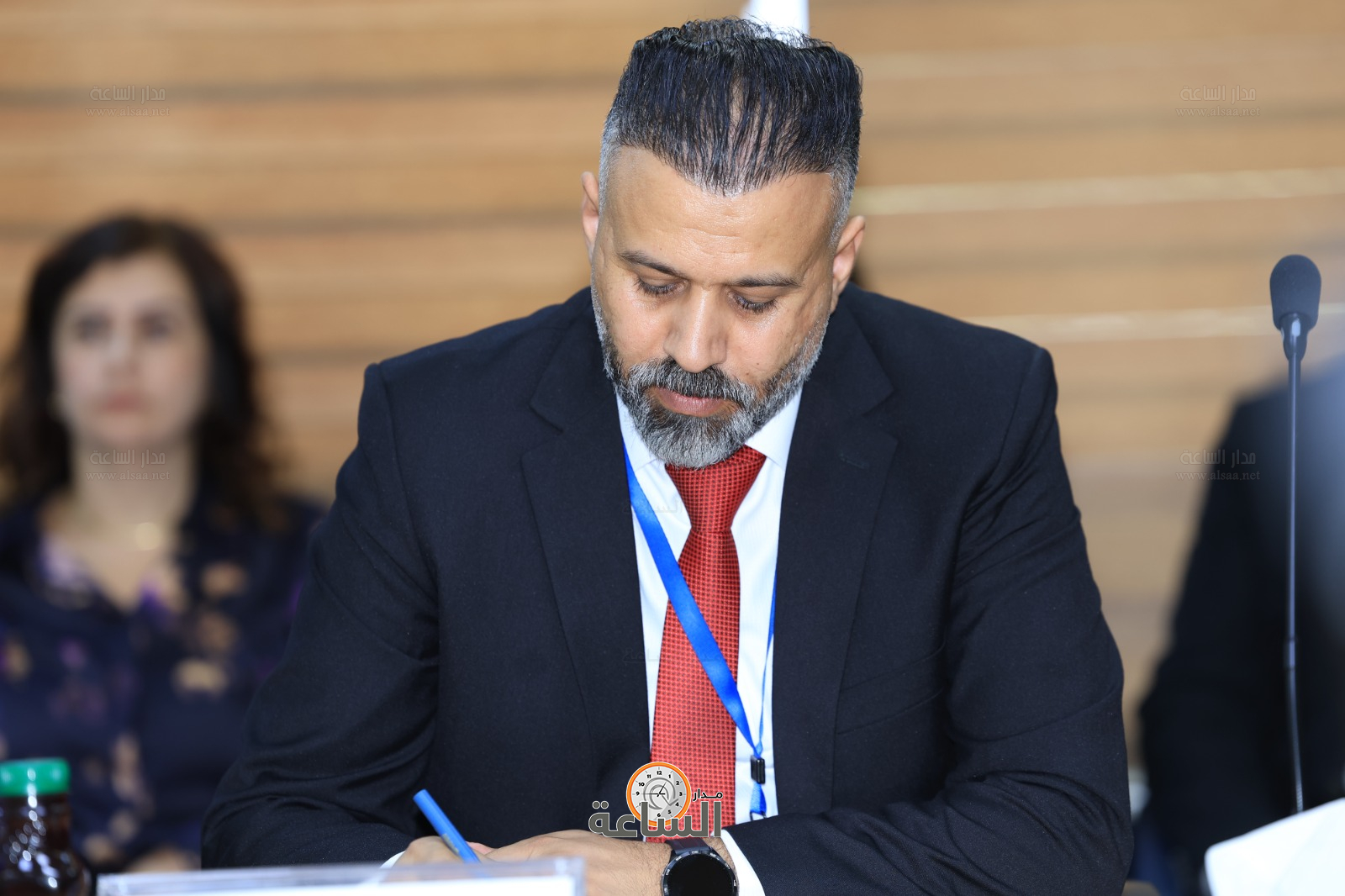 Madar Al-Saa Images 0.8975535766209001