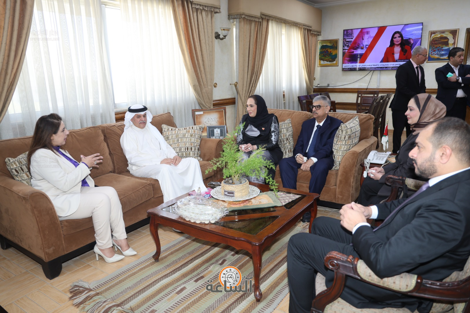 Madar Al-Saa Images 0.8245043781192893