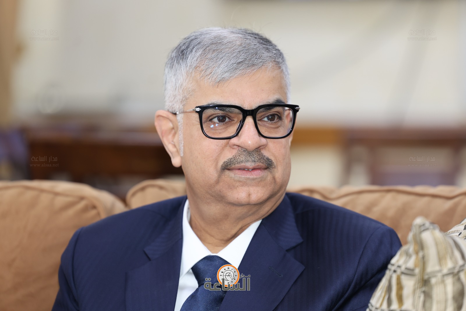 Madar Al-Saa Images 0.15459830196547364