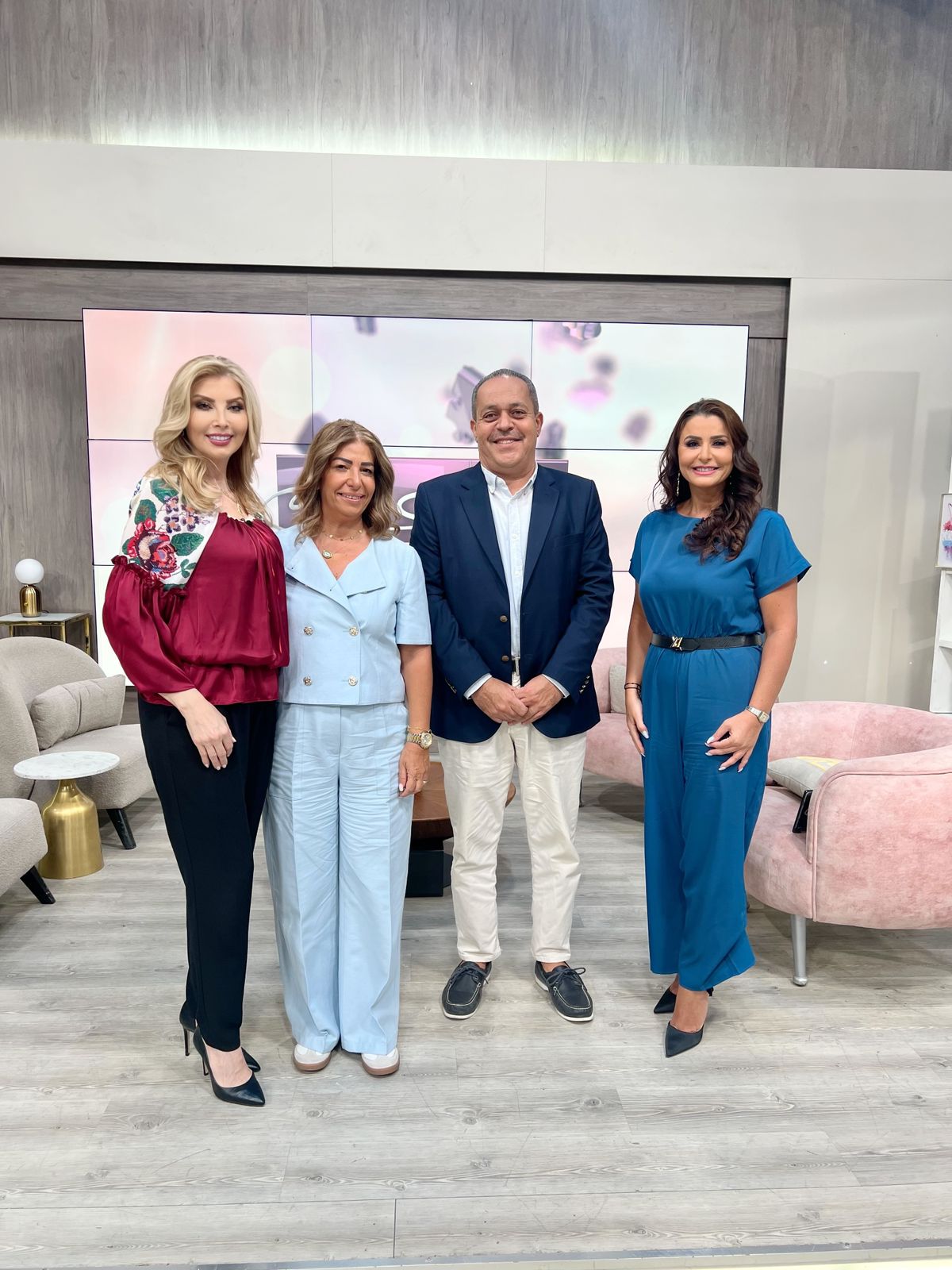 Madar Al-Saa Images 0.6445136225888032