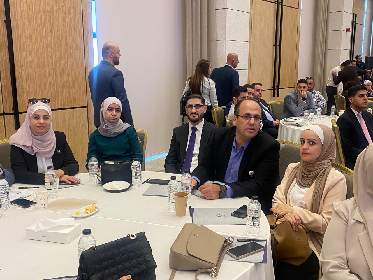 Madar Al-Saa Images 0.373061792948309