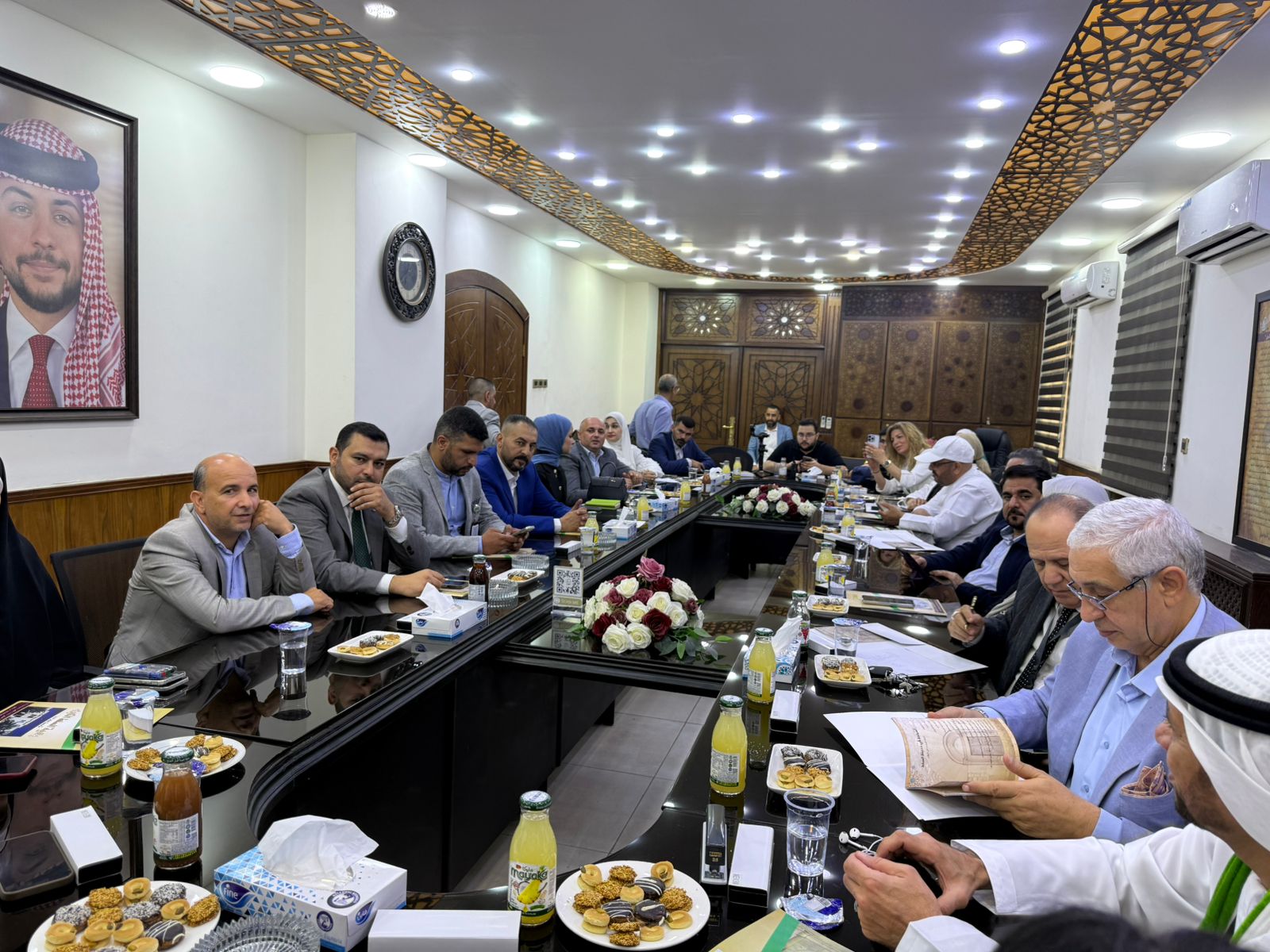 Madar Al-Saa Images 0.33946883413028195