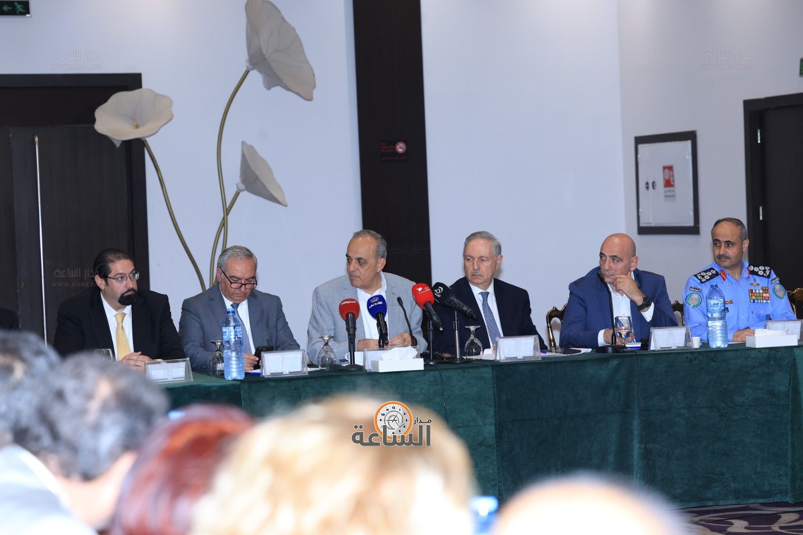 Madar Al-Saa Images 0.6186542485193622