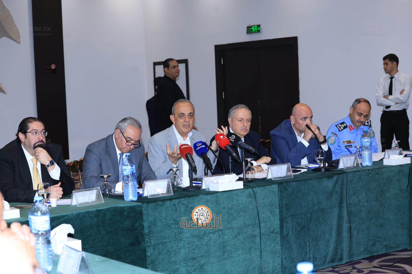 Madar Al-Saa Images 0.19487569840486796