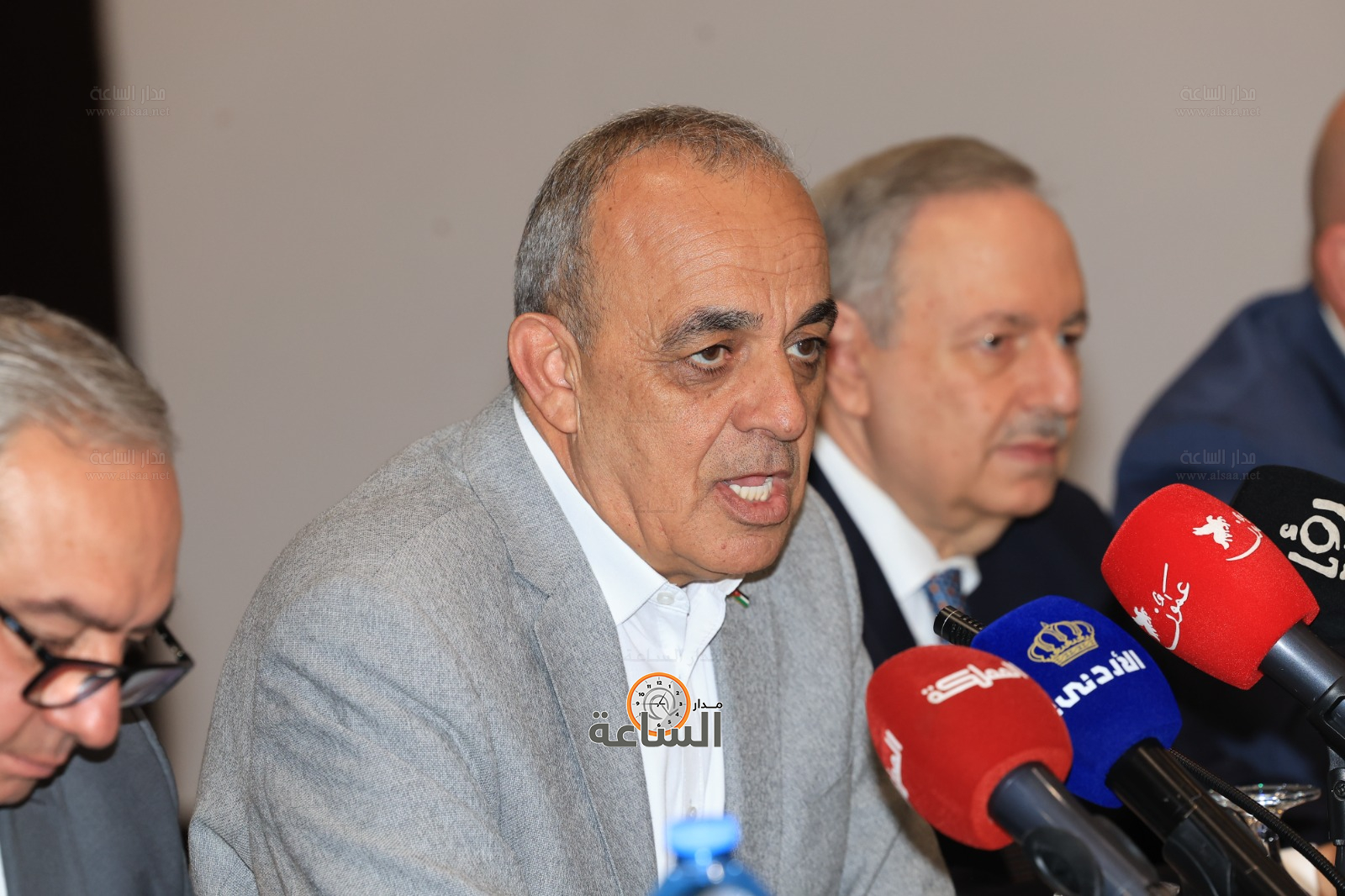 Madar Al-Saa Images 0.7365484339047409