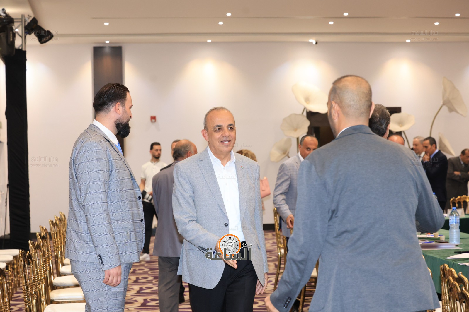 Madar Al-Saa Images 0.46319399854623644