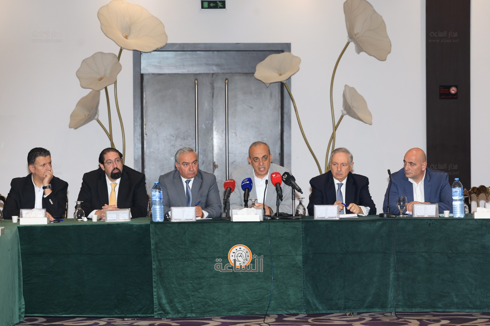 Madar Al-Saa Images 0.7779262816853304