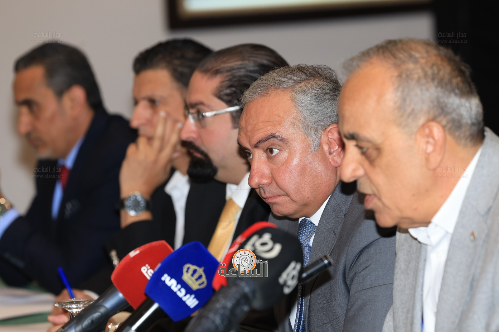 Madar Al-Saa Images 0.3368845467476257