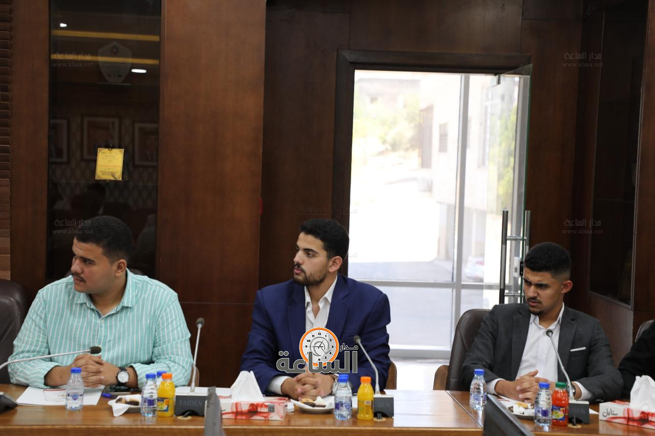 Madar Al-Saa Images 0.2366052466331544