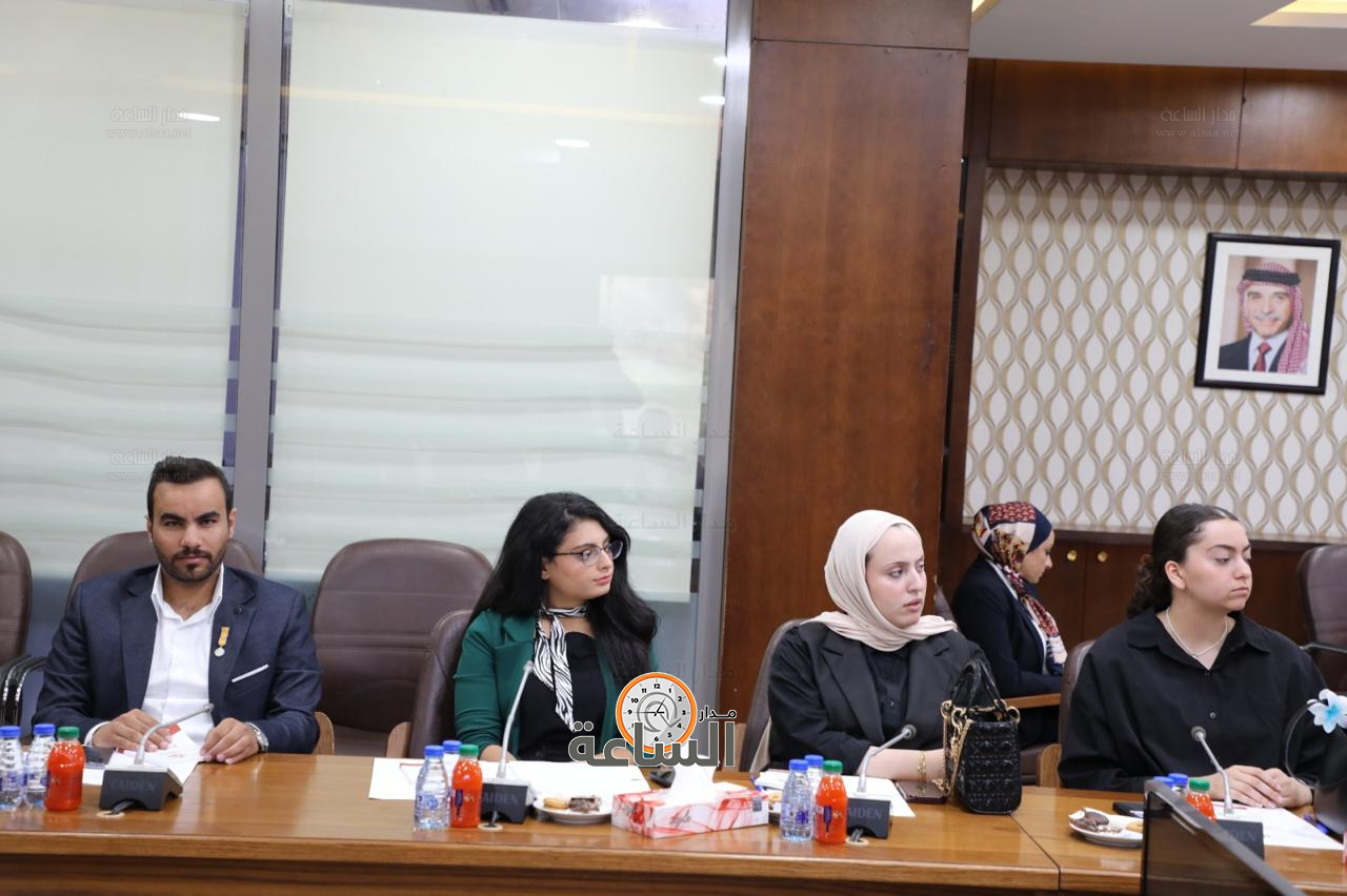 Madar Al-Saa Images 0.28154682775511153