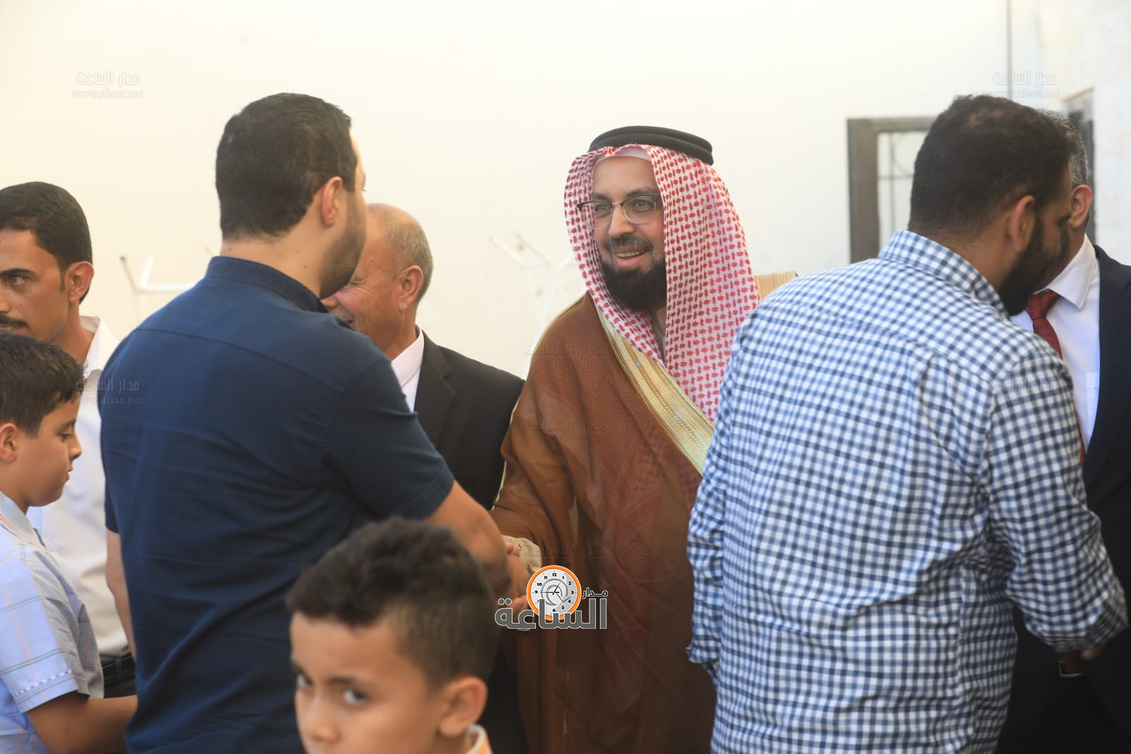 Madar Al-Saa Images 0.2432568237559064