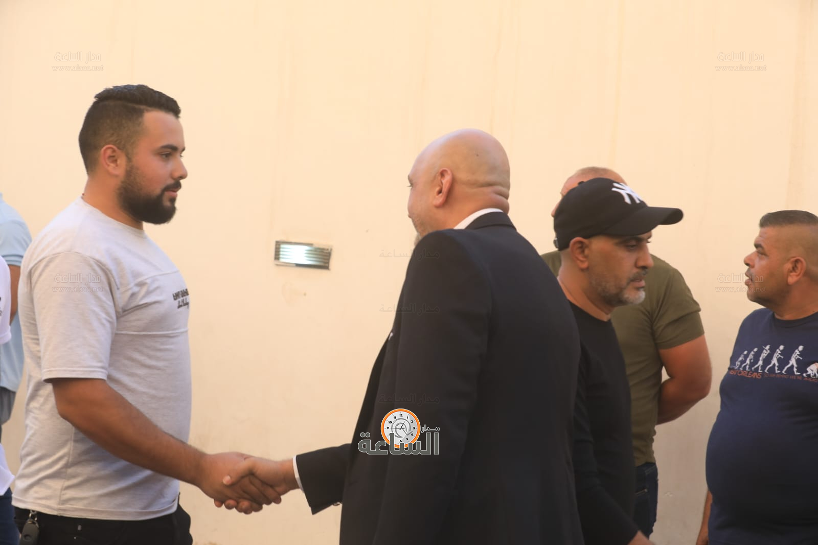 Madar Al-Saa Images 0.6501024112007867