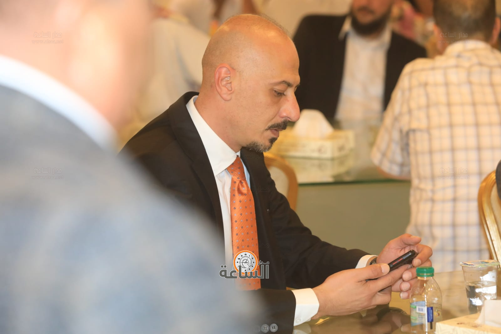 Madar Al-Saa Images 0.8959524654256268