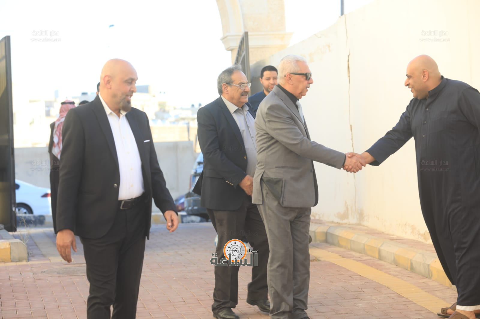 Madar Al-Saa Images 0.006768883000552228