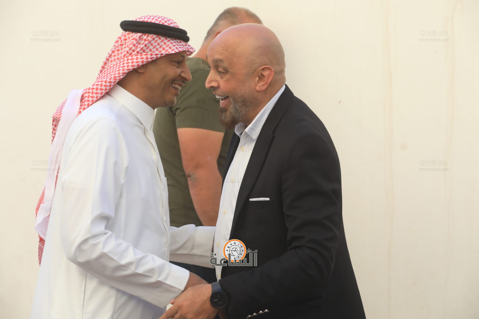 Madar Al-Saa Images 0.799028085310717