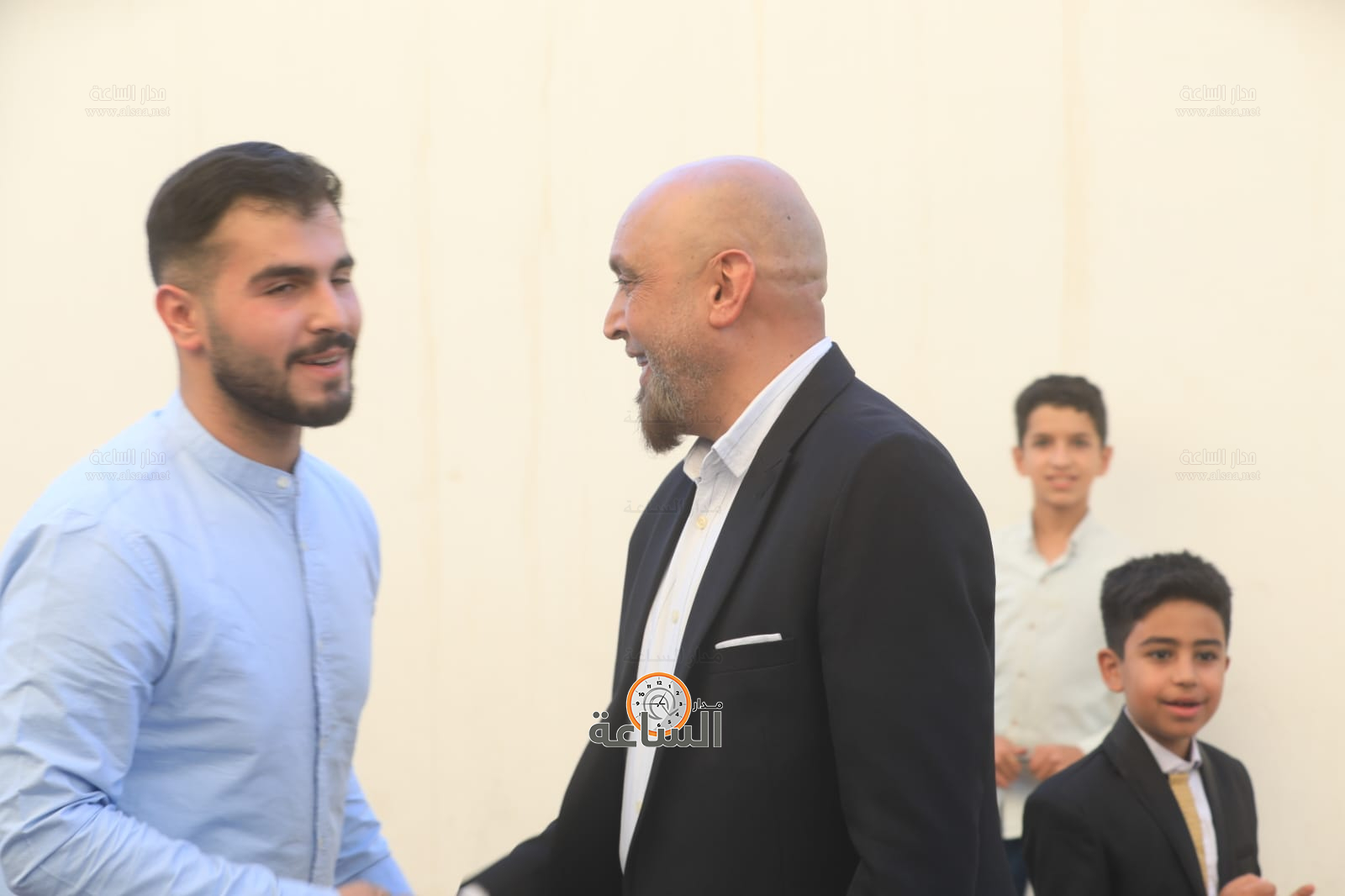 Madar Al-Saa Images 0.48545294260460736