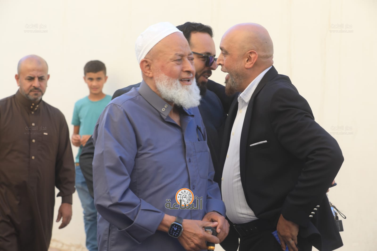 Madar Al-Saa Images 0.3394233838130678