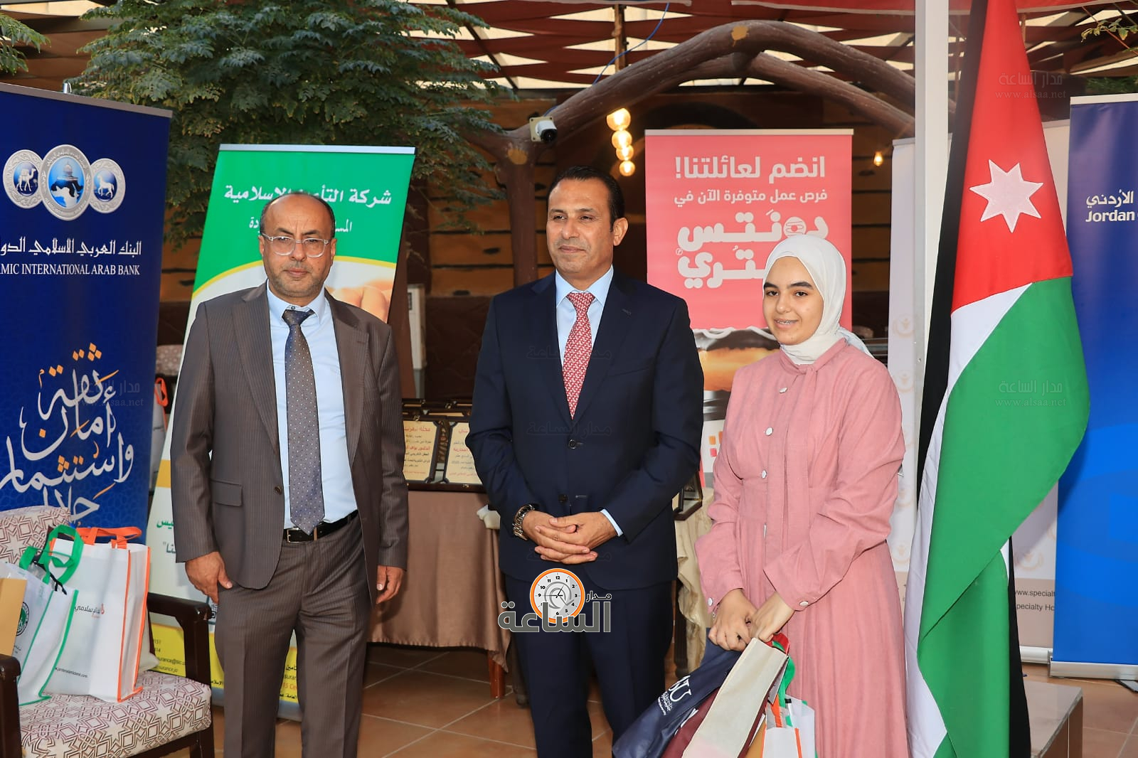 Madar Al-Saa Images 0.7194723617392325