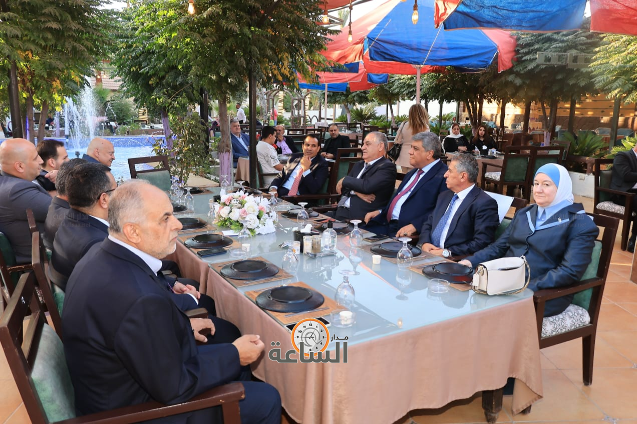 Madar Al-Saa Images 0.3827174753270529