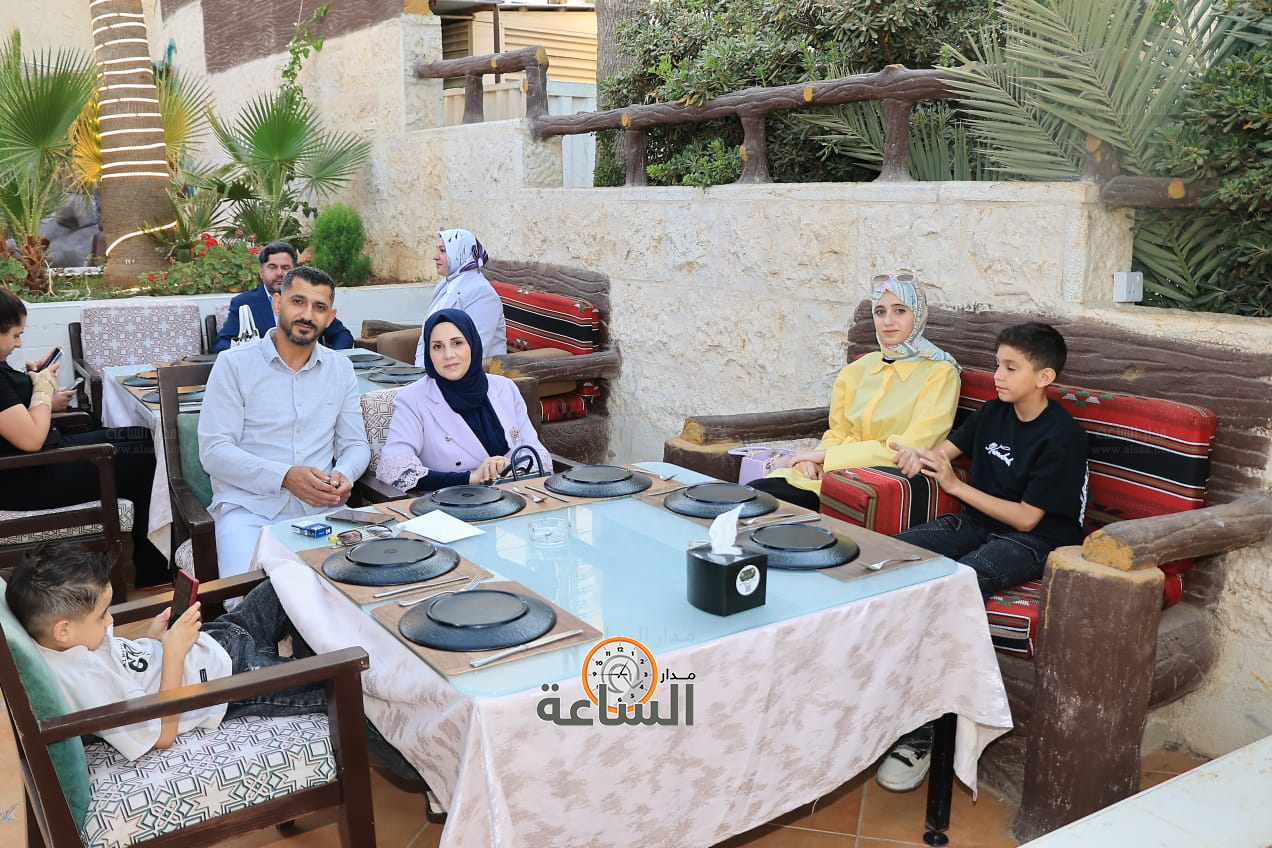 Madar Al-Saa Images 0.7731232378437881