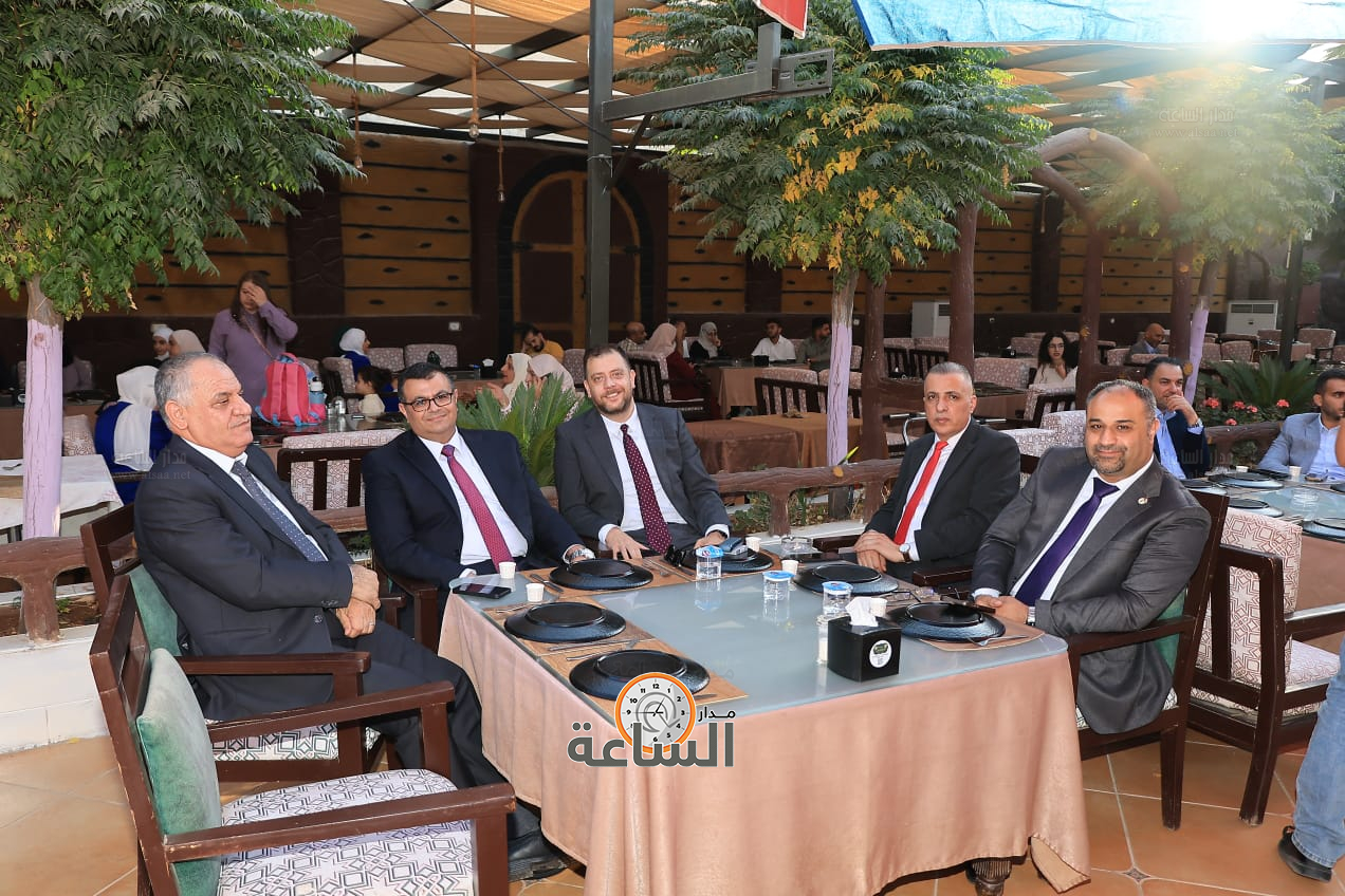 Madar Al-Saa Images 0.25780070580200454