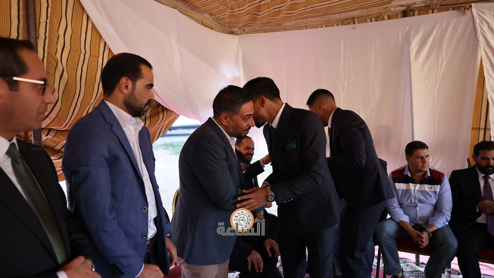 Madar Al-Saa Images 0.9658734318213271