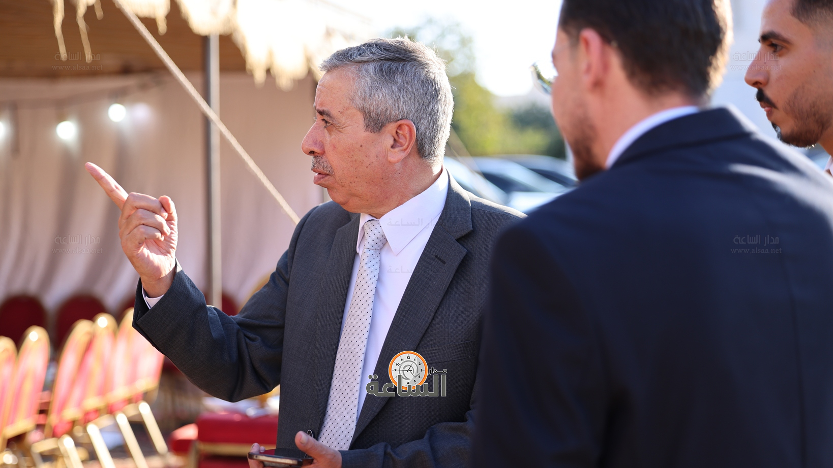 Madar Al-Saa Images 0.9391436059489452