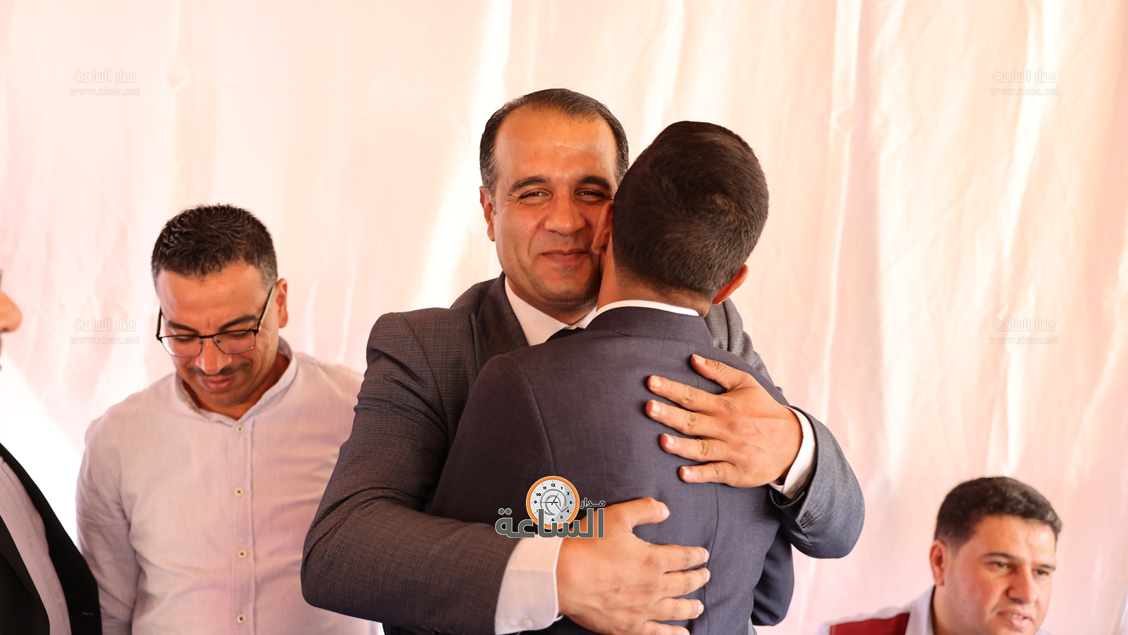 Madar Al-Saa Images 0.8464001509682932