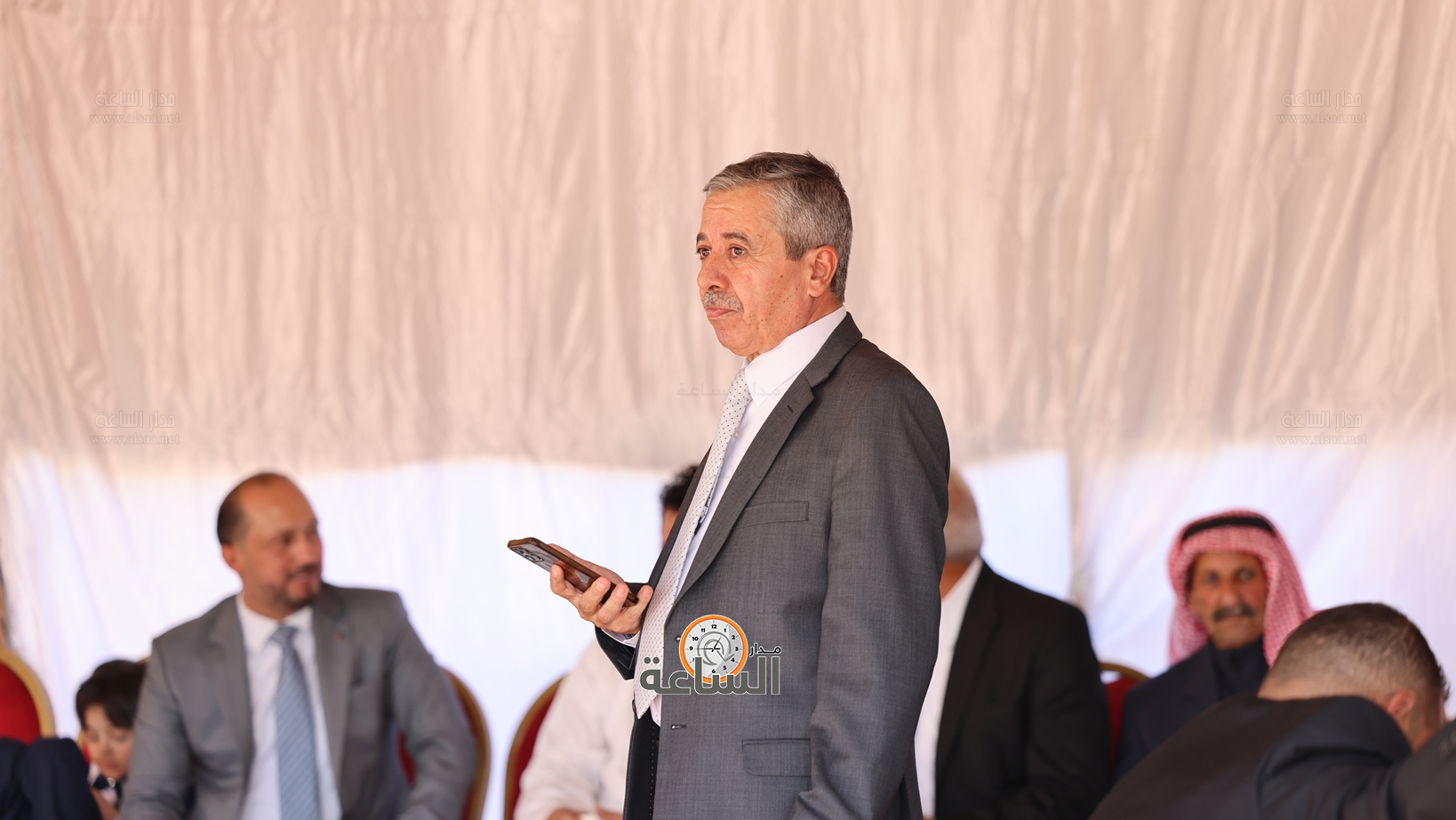 Madar Al-Saa Images 0.5633194121949446