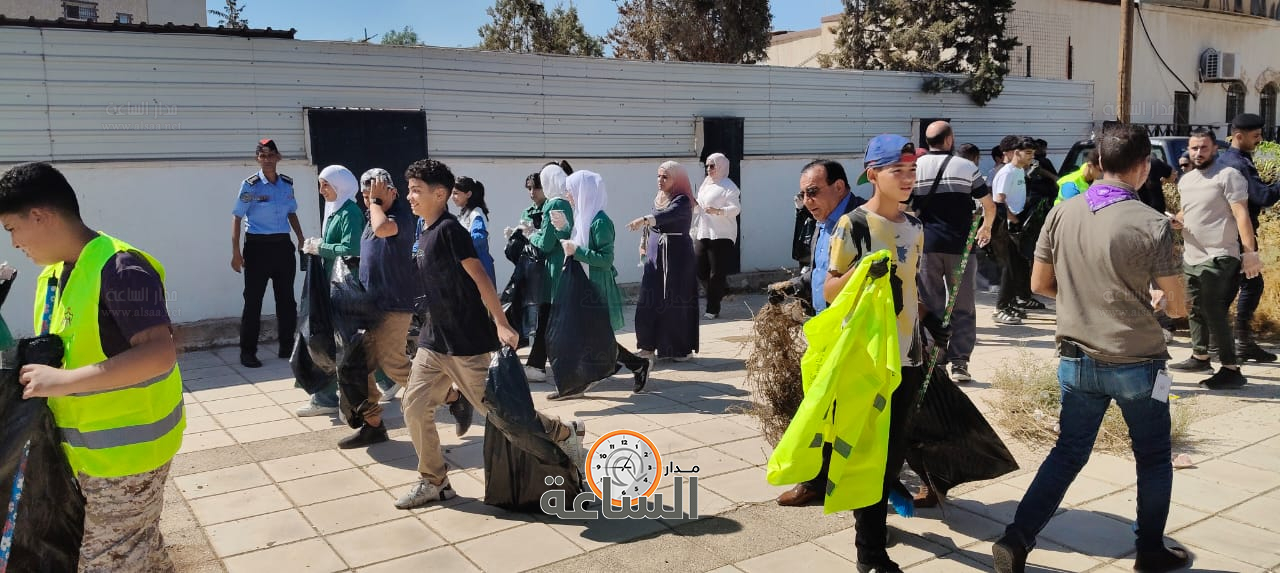 Madar Al-Saa Images 0.3891452149953688