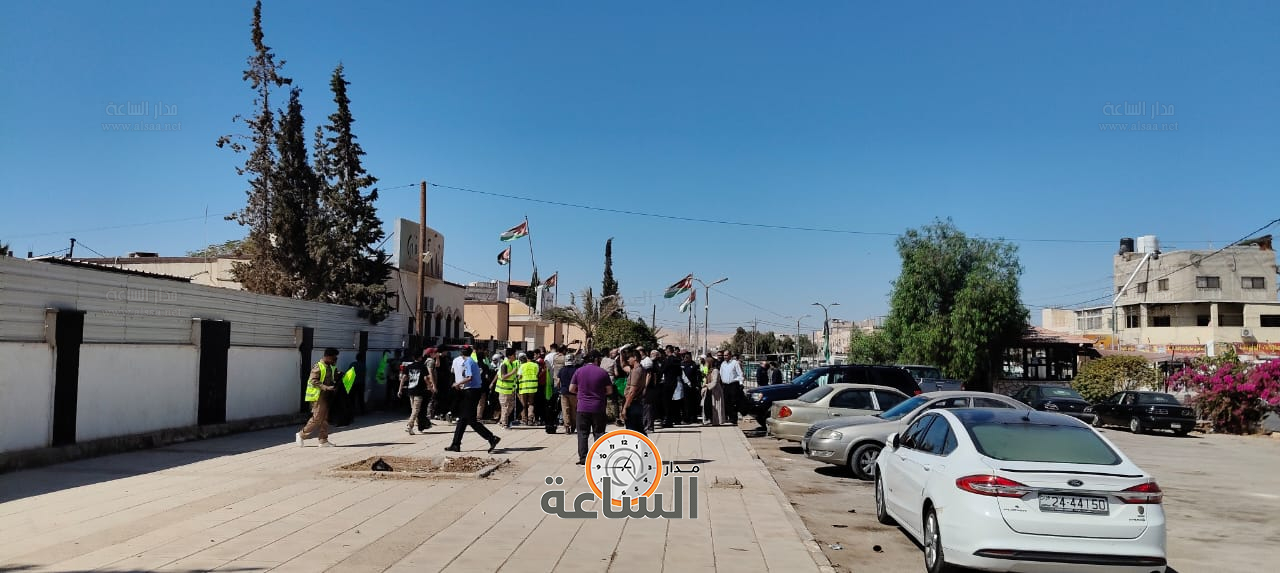 Madar Al-Saa Images 0.05247798526965264