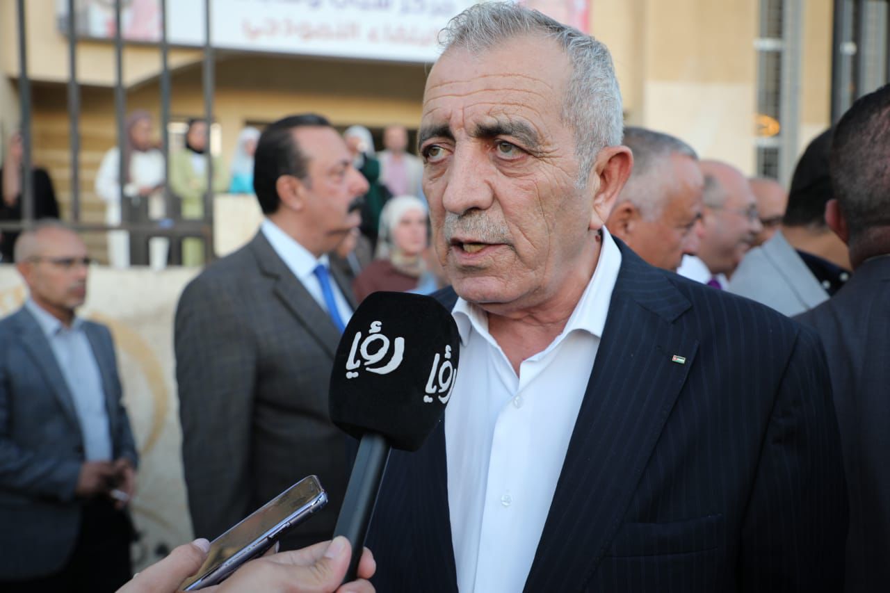 Madar Al-Saa Images 0.4285969882961804