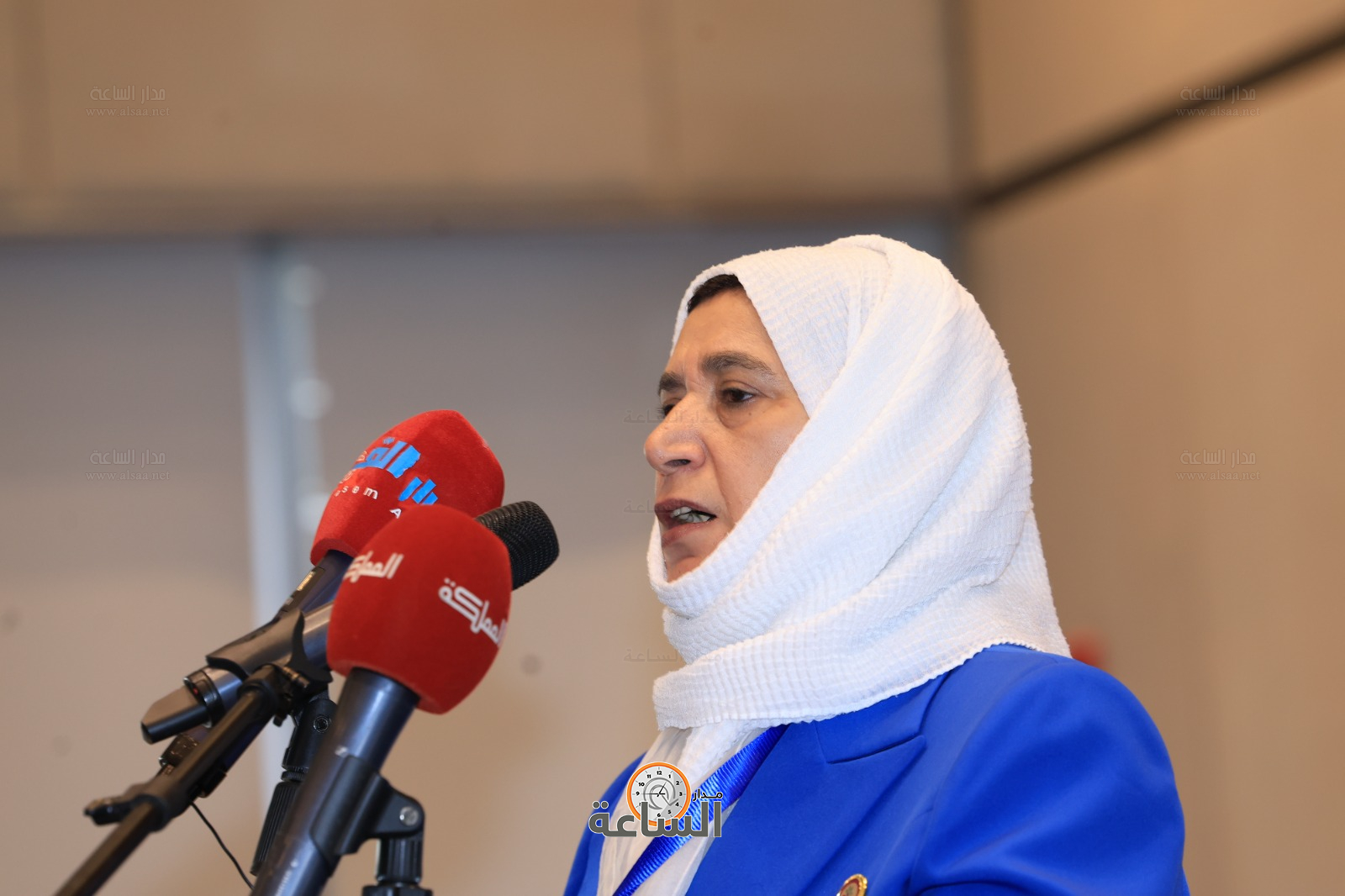 Madar Al-Saa Images 0.8535323122473217